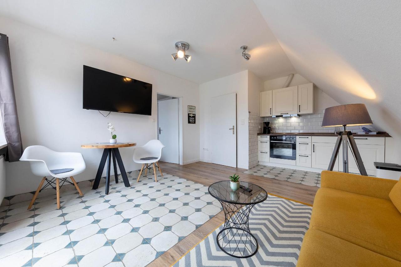 Boutique 54° Nord Apartment Busum Bagian luar foto